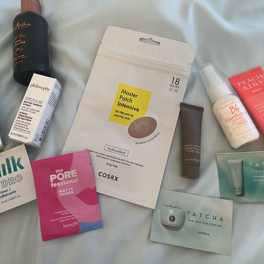 Skincare and Beauty Sample Set